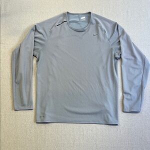 Nike Long-Sleeve Dri-FIT Crew Shirt - Light Gray